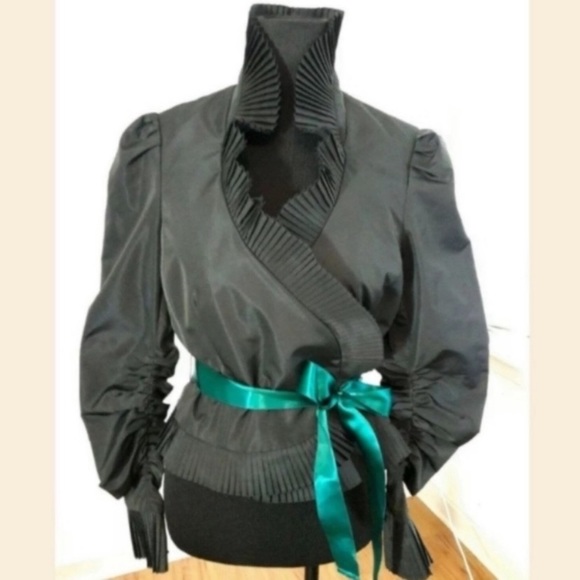 NEW Carmen Marc Valvo Women's Black Jacket Size 8 - Picture 3 of 13